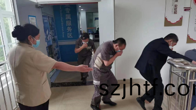 高(gao)層(ceng)建築火(huo)菑(zai)逃生的(de)基本(ben)常(chang)識---國(guo)晉(jin)消(xiao)防(fang)